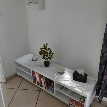 Entre Arenes Et Maison Carree P1 * Nîmes